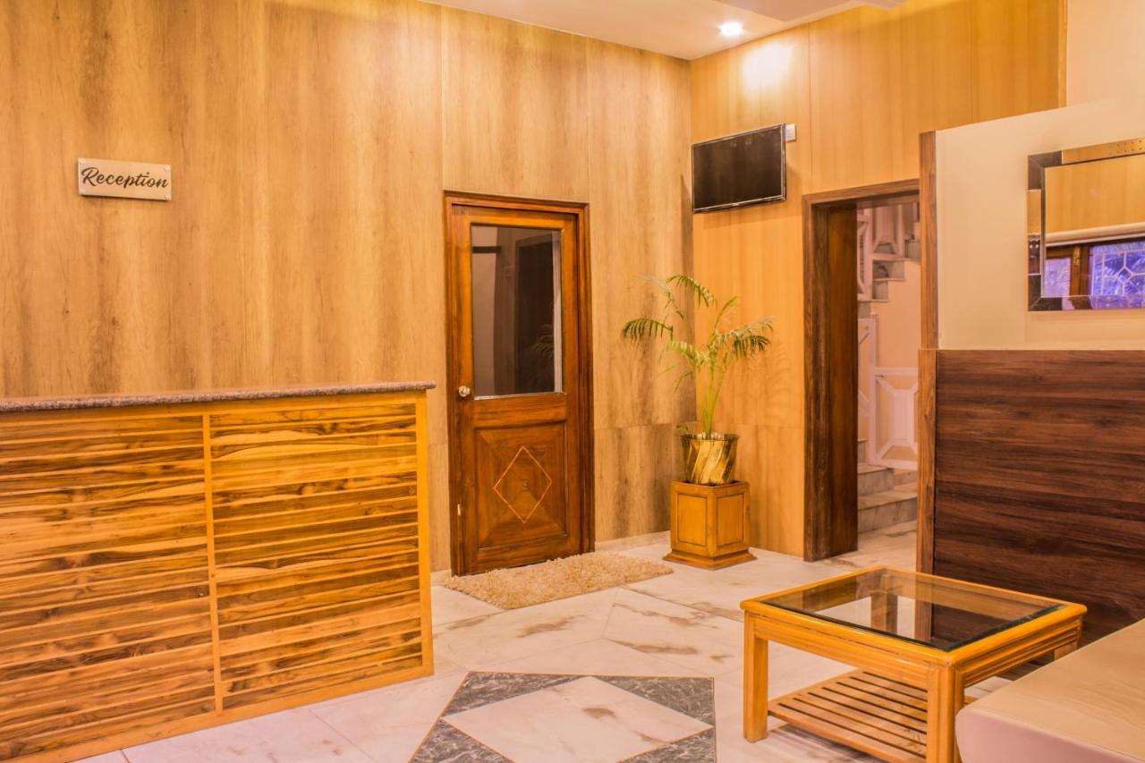 Lav Kush International Hotel Varanasi Exterior photo