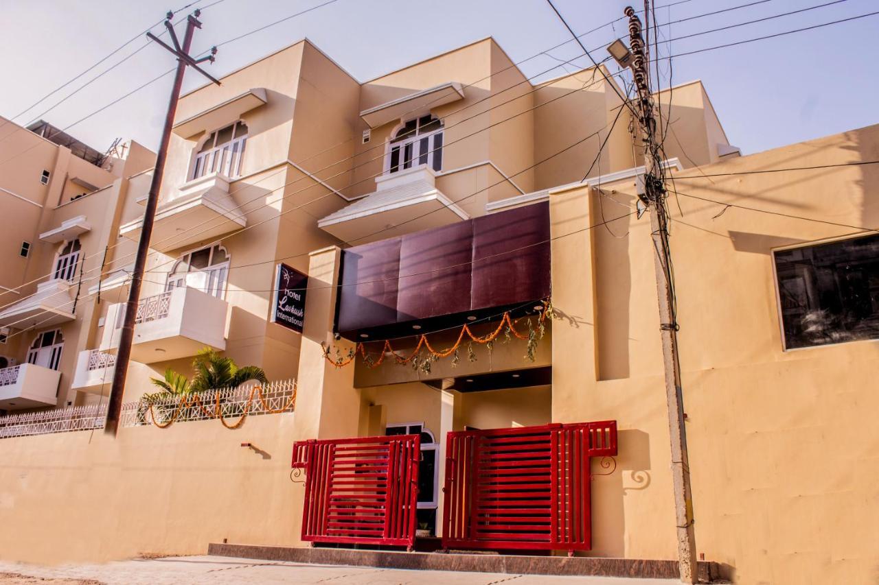 Lav Kush International Hotel Varanasi Exterior photo